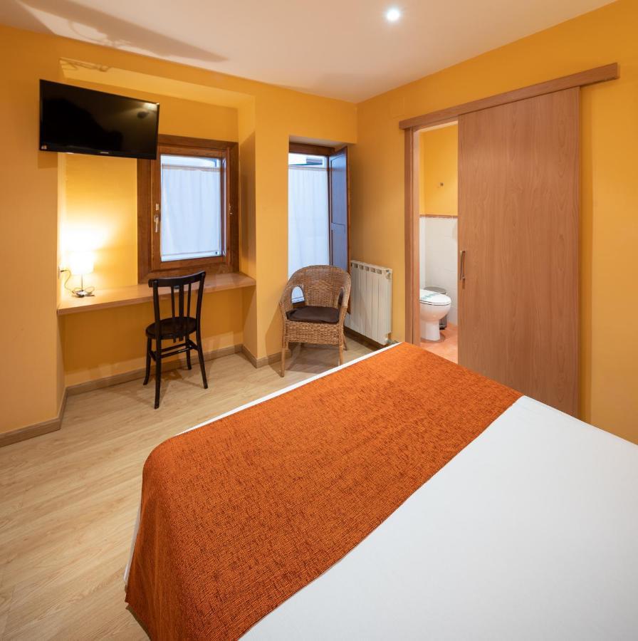 Hotel Ripoll Sant Hilari Sacalm Bagian luar foto