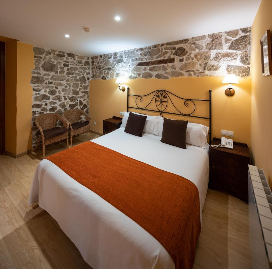 Hotel Ripoll Sant Hilari Sacalm Bagian luar foto